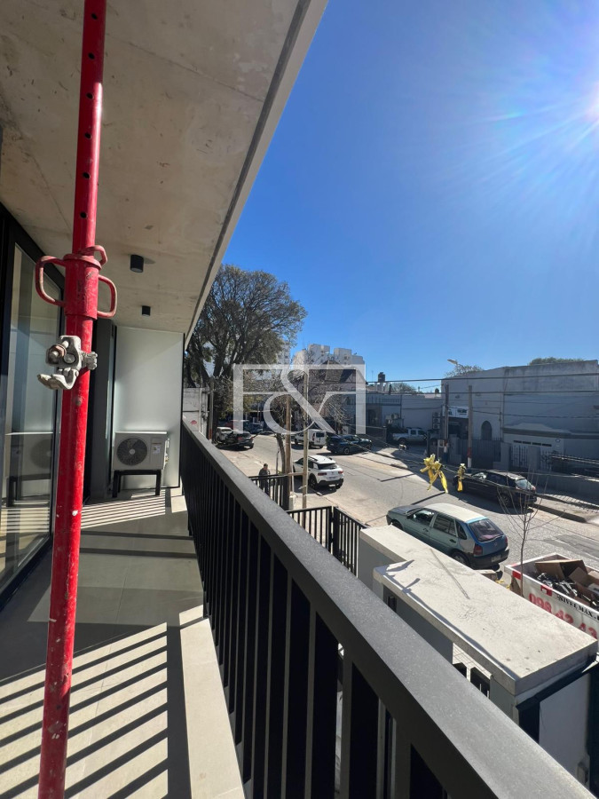 Apartamento ID.2801 - ALQUILER MONOAMBIENTE AL FRENTE EN LA BLANQUEADA ¡A ESTRENAR!