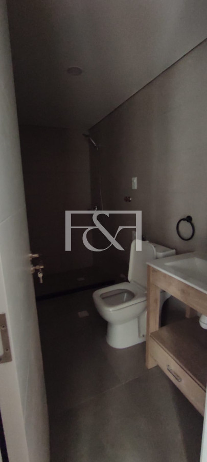 Apartamento ID.2582 - Se vende Apartamento Duplex de un Dormitorio en Tres Cruces