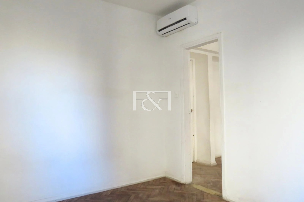 Apartamento ID.2298 - Venta de apartamento de 1 d en Ciudad Vieja