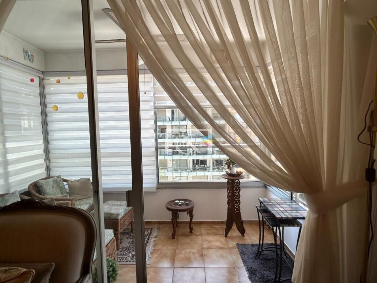 Apartamento ID.2636 - Alquiler en Punta Carretas 2 Dormitorios Con Garaje!!!