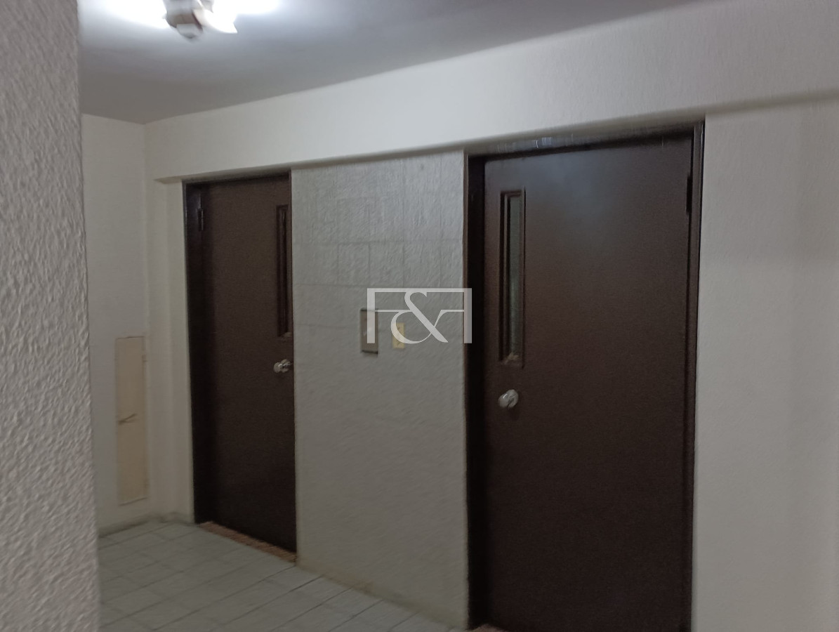 Apartamento ID.2250 - Se vende monoambiente en pleno centro de 18 de Julio.