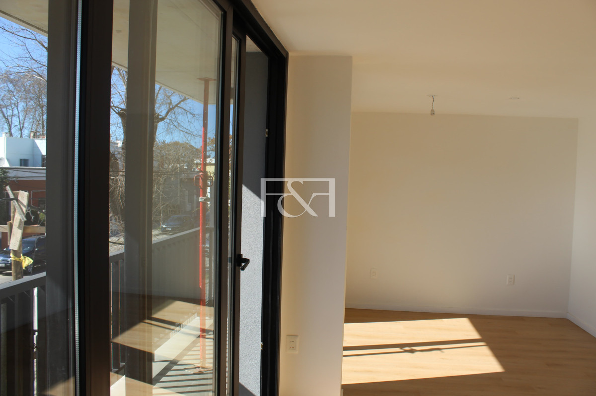 Apartamento ID.2814 - Alquilo Hermoso y Luminoso monoambiente . La Blanqueada