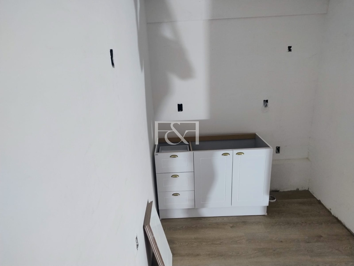 Apartamento ID.2837 - VENTA A ESTRENAR APARTAMENTO 1 DORM. EN P.B. EN EL CENTRO