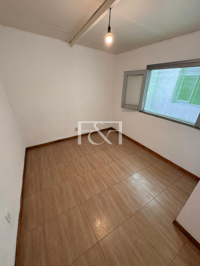 Apartamento ID.2622 - Alquiler tres cruces monoambiente