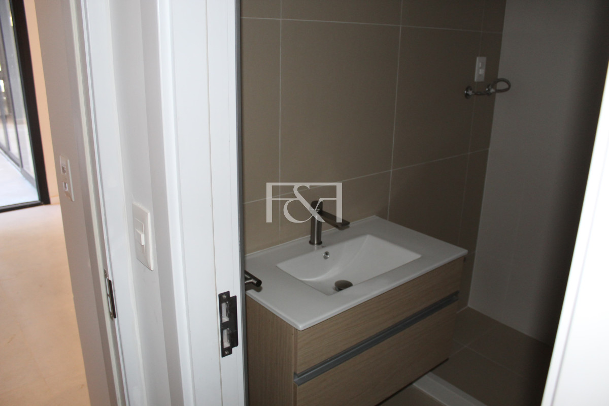 Apartamento ID.2813 - Alquilo apto a estrenar , patio con parrillero de uso exclusivo