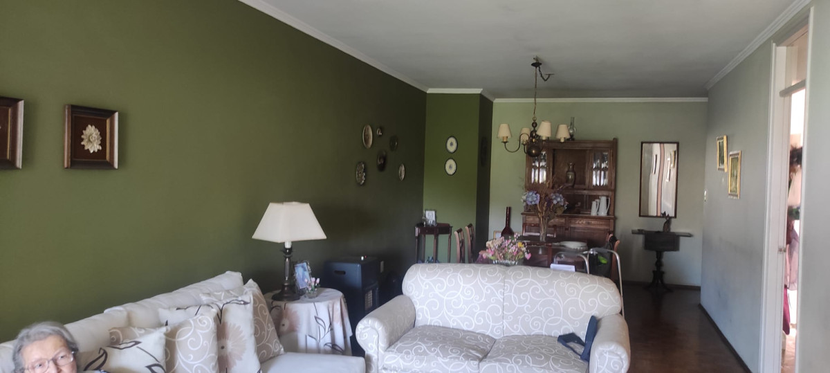 Venta de Apartamento  2 Dormitorios en el Centro