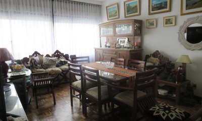 Venta Apartamento tres dormitorios Centro