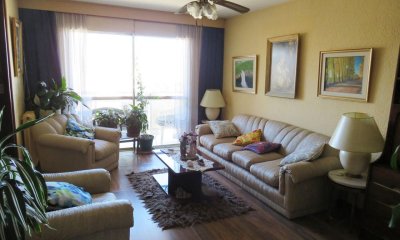 Venta Apartamento tres dormitorios Centro