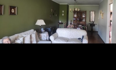 Venta de Apartamento  2 Dormitorios en el Centro