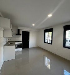 Venta , 2 dormitorios duplex a estrenar , patio, Aguada