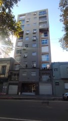 Venta de apartamento 2 dormitorio a pasos de la Rambla