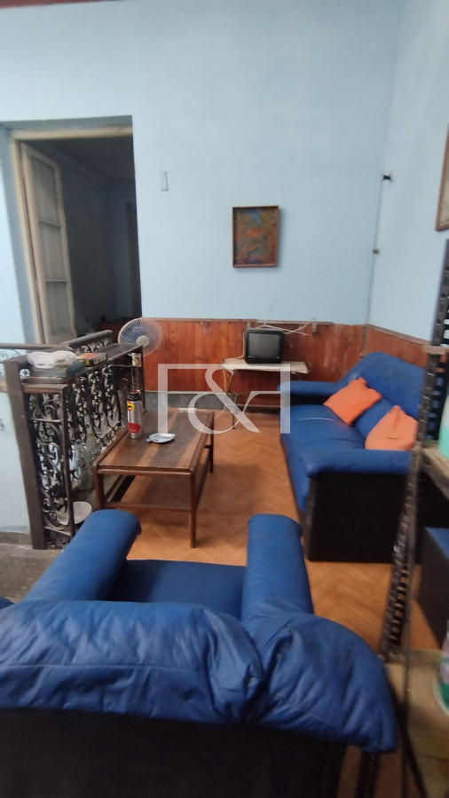Casa ID.2464 - Venta Casa 5 dormitorios Centro