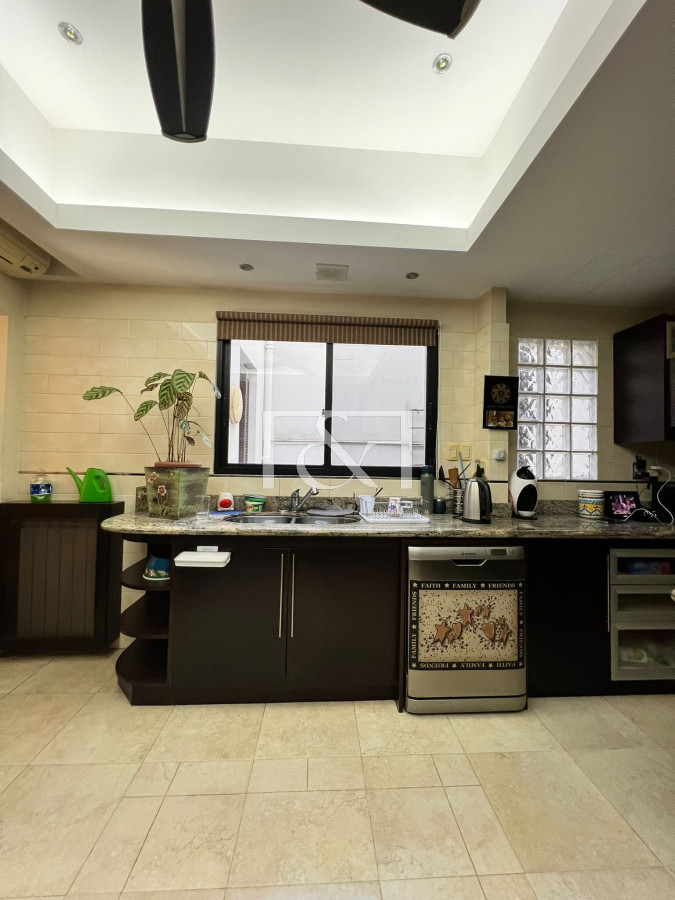 Casa ID.2520 - Venta Casa 7 dormitorios Pocitos Cochera 5 Baños