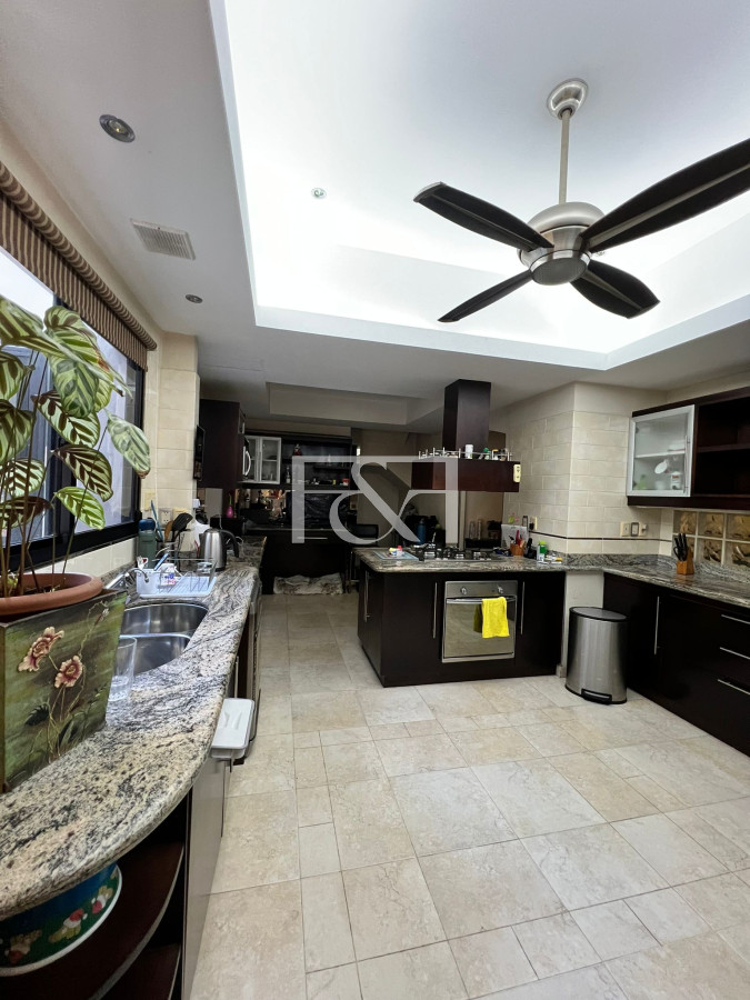 Casa ID.2520 - Venta Casa 7 dormitorios Pocitos Cochera 5 Baños