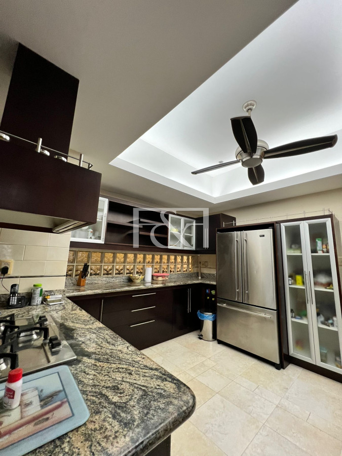 Casa ID.2520 - Venta Casa 7 dormitorios Pocitos Cochera 5 Baños