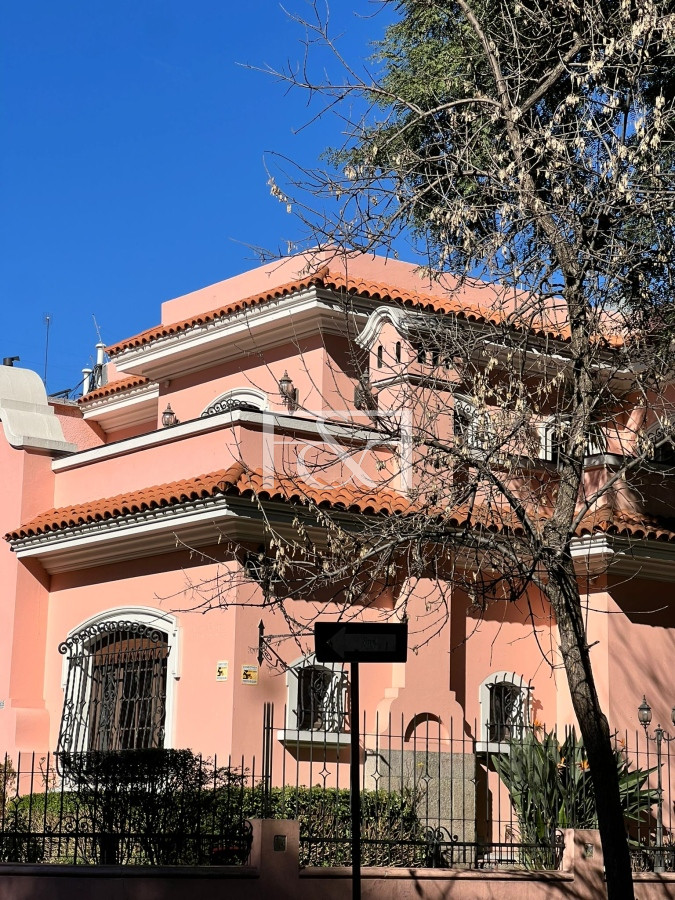 Casa ID.2520 - Venta Casa 7 dormitorios Pocitos Cochera 5 Baños