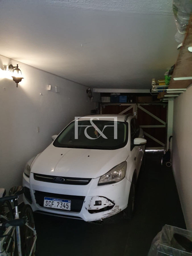 Casa ID.2570 - VENTA CASA 4 DORMITORIOS CON GARAGE EN EL PRADO