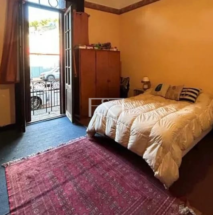 Casa ID.2561 - Venta de casa con Apartamento y Garaje