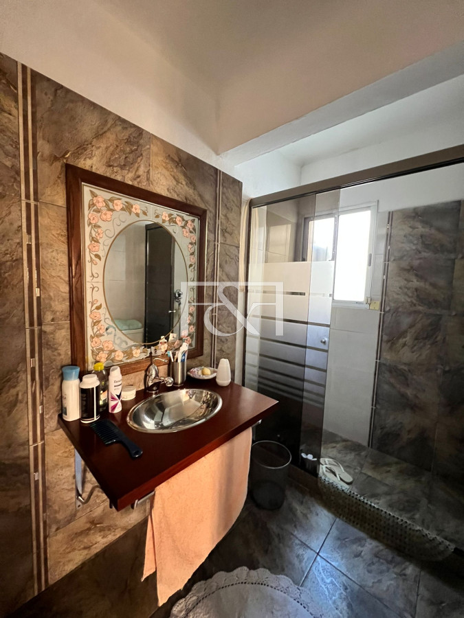 Casa ID.2520 - Venta Casa 7 dormitorios Pocitos Cochera 5 Baños