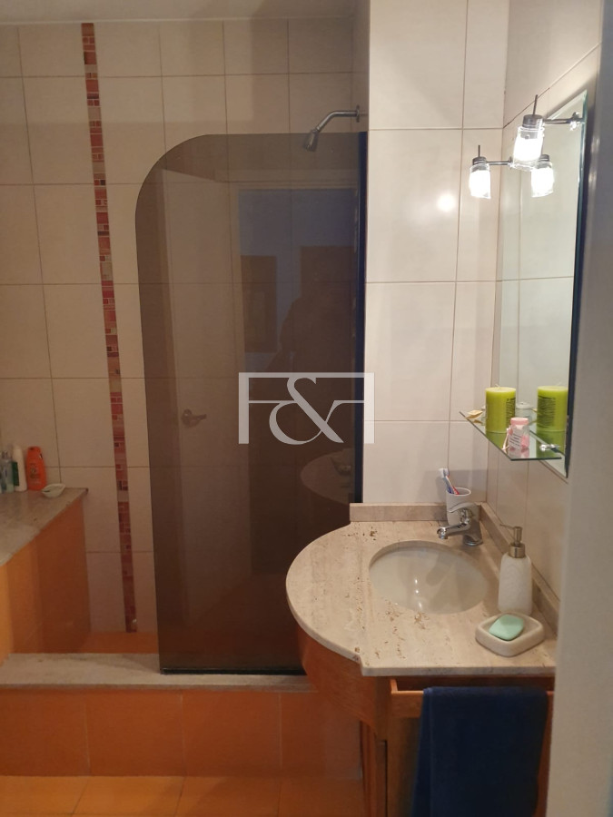 Casa ID.2570 - VENTA CASA 4 DORMITORIOS CON GARAGE EN EL PRADO