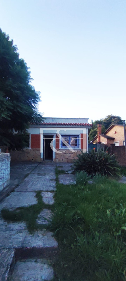 Casa ID.2448 - Venta casa 2 Dormitorios y Apartamento
