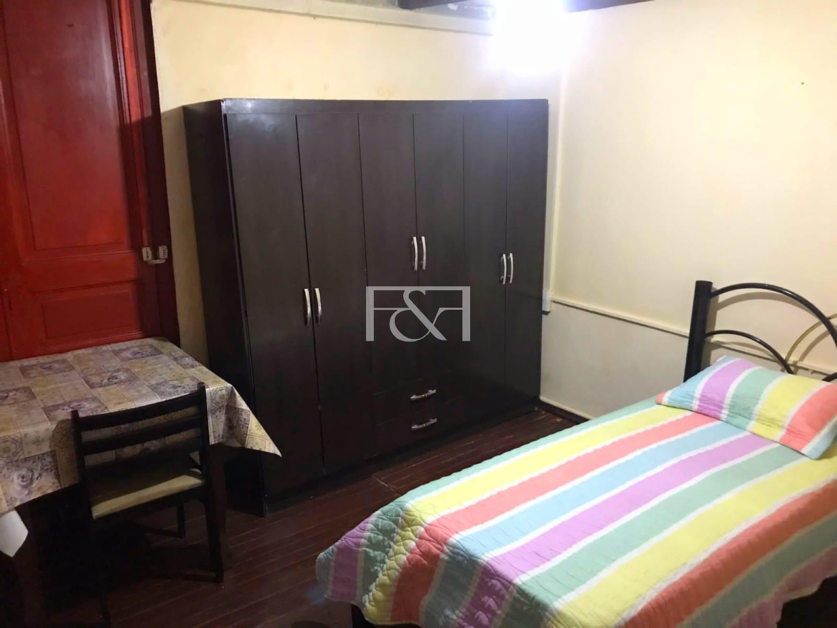 Casa ID.2516 - Se vende Casa en Ciudad Vieja 