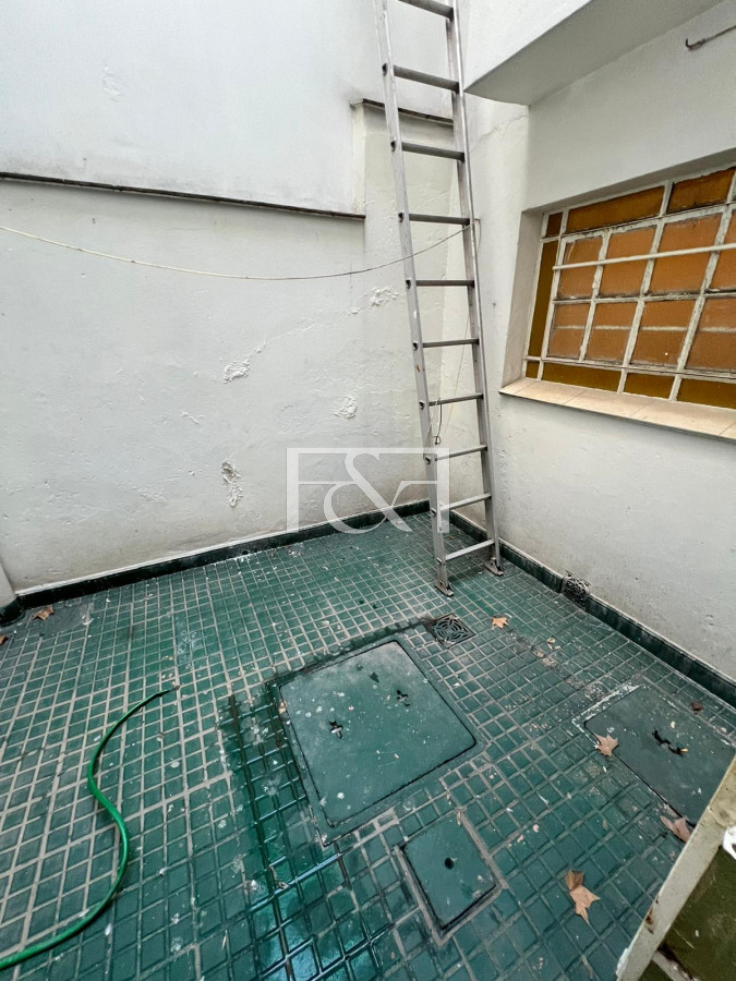 Casa ID.2520 - Venta Casa 7 dormitorios Pocitos Cochera 5 Baños
