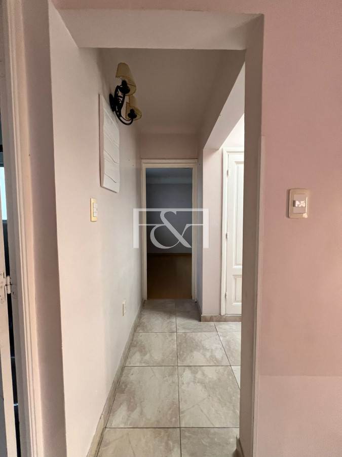 Casa ID.2520 - Venta Casa 7 dormitorios Pocitos Cochera 5 Baños