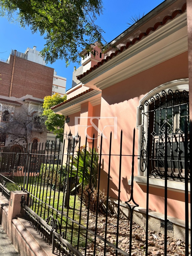 Casa ID.2520 - Venta Casa 7 dormitorios Pocitos Cochera 5 Baños
