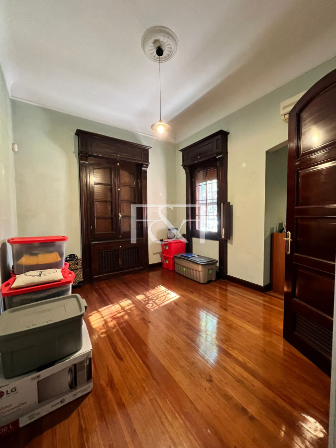 Casa ID.2520 - Venta Casa 7 dormitorios Pocitos Cochera 5 Baños