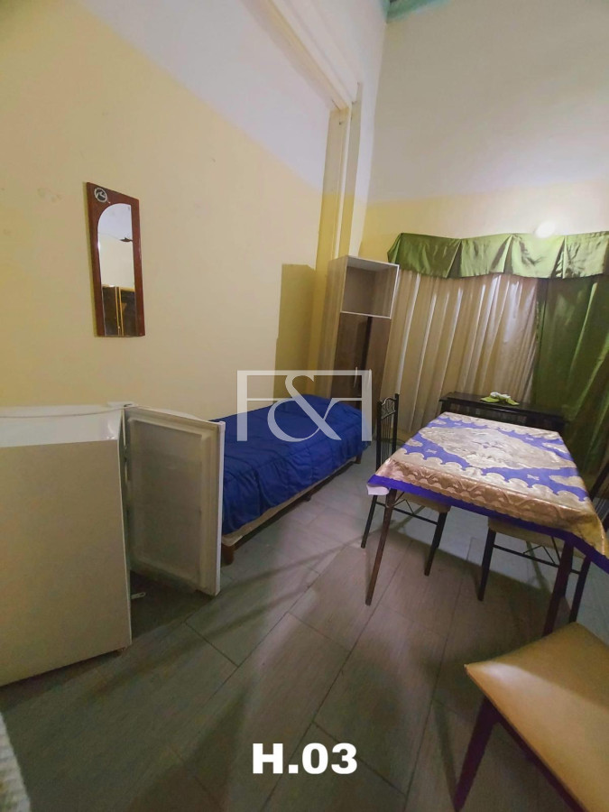 Casa ID.1336 - Venta Casa-Pensión 19 dormitorios. Ciudad Vieja. Oportunidad de Inversión