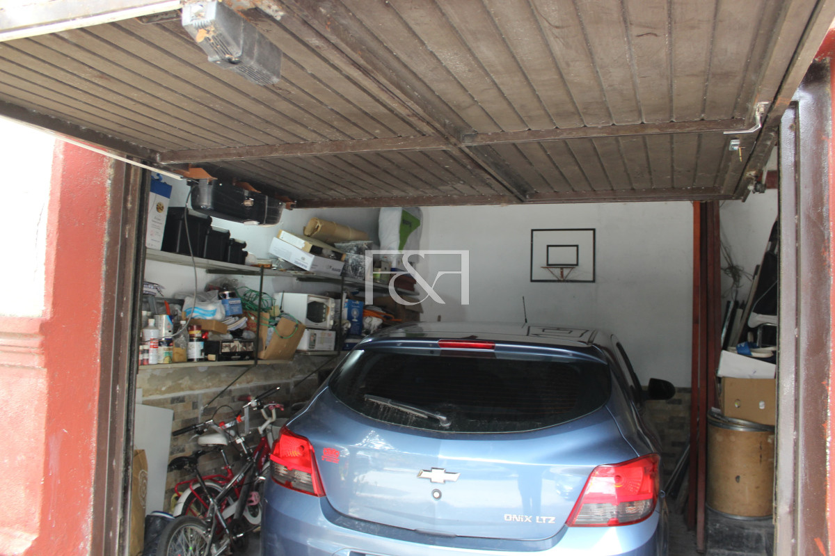 Casa ID.2352 - VENTA CASA 3 DORMITORIOS CON GARAGE Y BARBACOA EN AGUADA