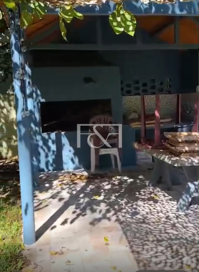 Casa ID.2822 - Venta hermosa casa 2 dormitorios, 2 Baños , terreno. Santa Ana  
