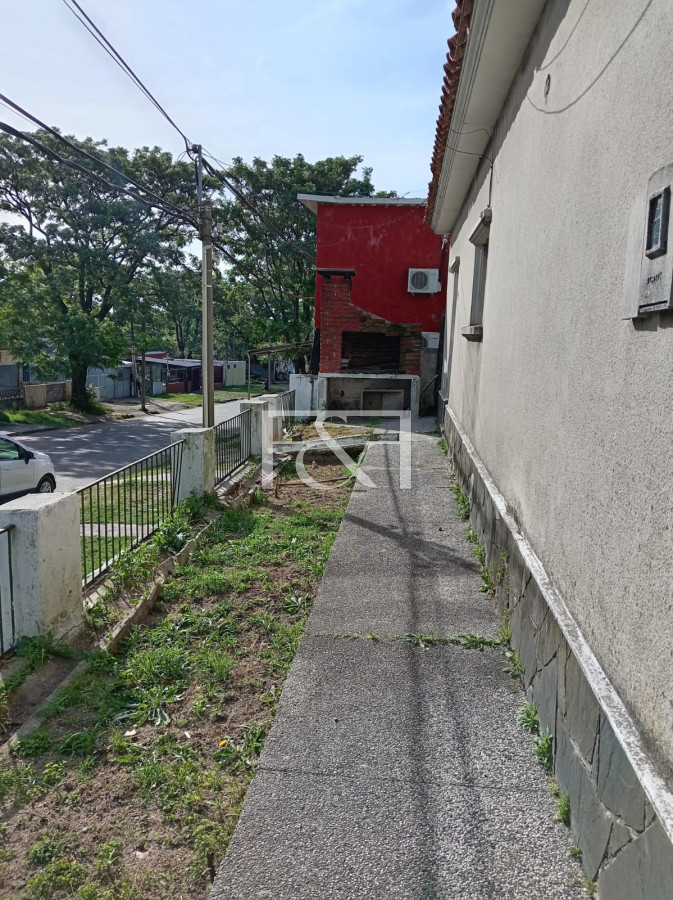 Casa ID.2869 - ALQUILER CASA 4 DORM. EN LA TEJA