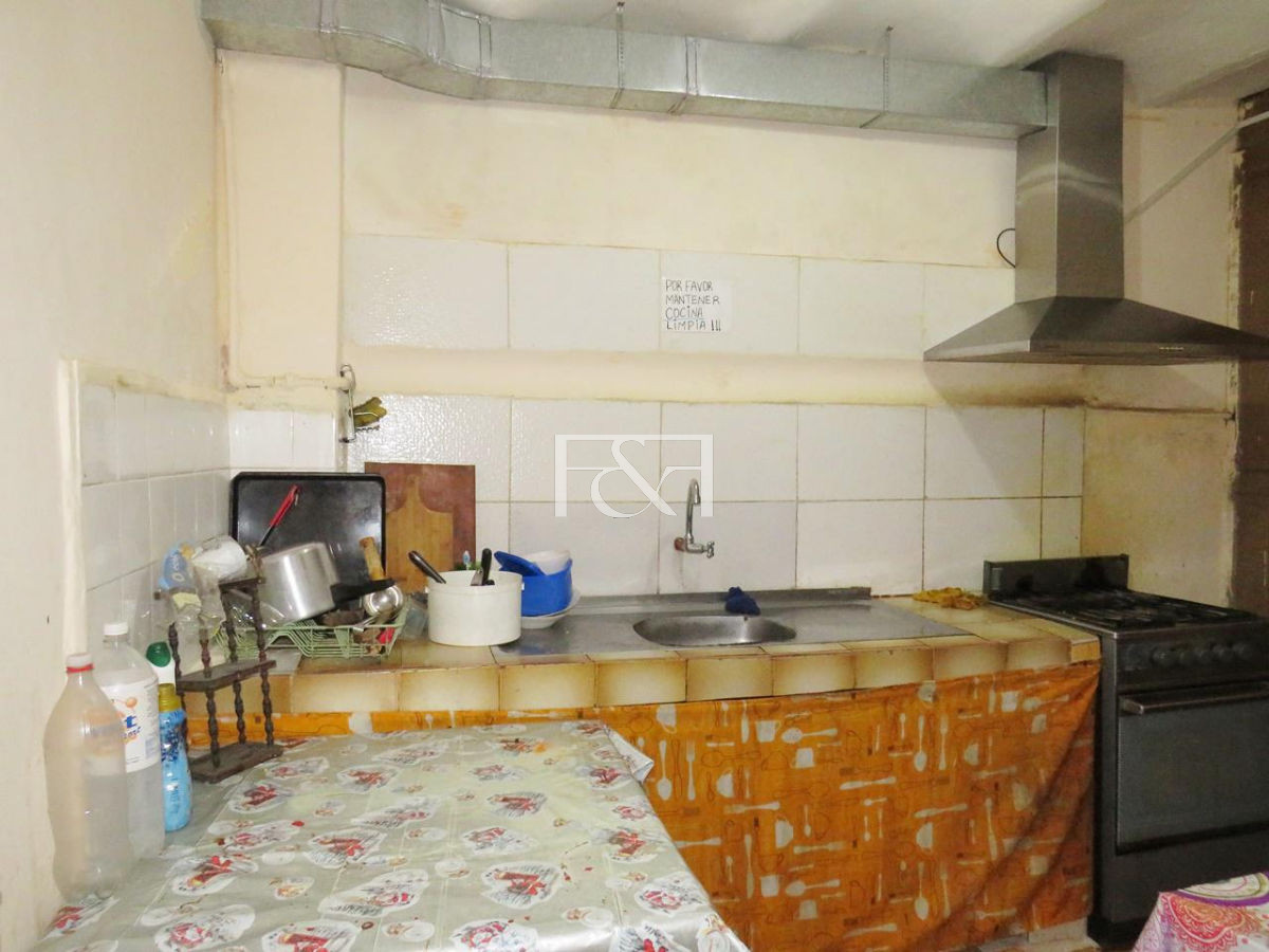 Casa ID.1335 - Venta Casa-Hospedaje 20 dormitorios. Ciudad Vieja. Oportunidad de Inversión
