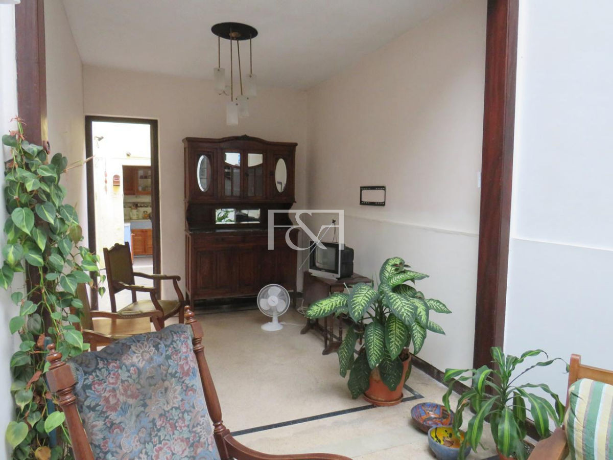 Casa ID.1338 - Venta casa tres dormitorios dos baños Palermo