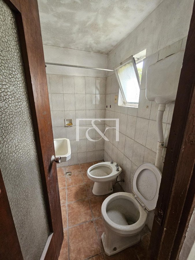 Casa ID.2428 - Casa de tres Dormitorios en la Aguada 