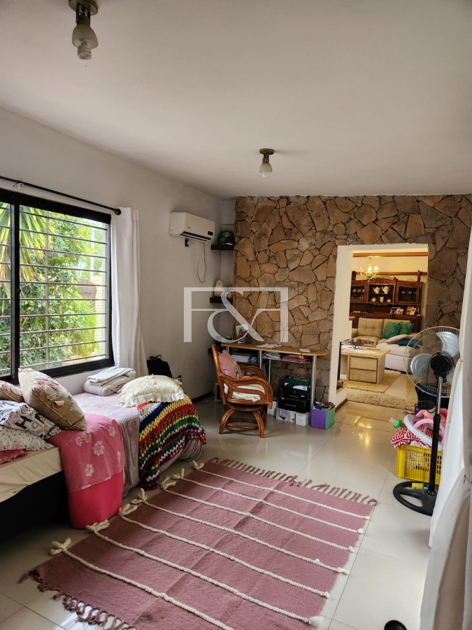 Casa ID.2190 - SE VENDE CASA EN LAGOMAR