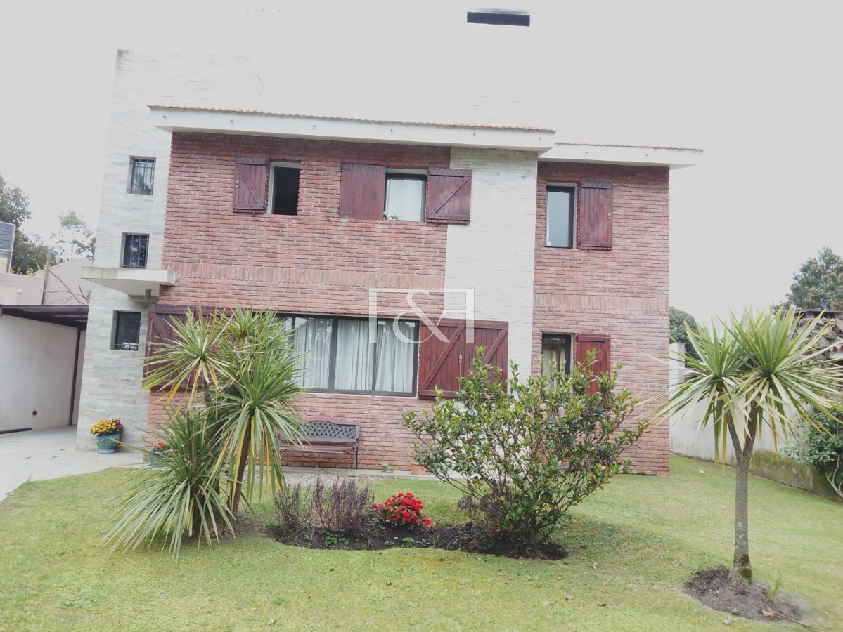 Casa ID.2876 - VENTA , DIVINA CASA , 4 DORMITORIOS , 4 BAÑOS , A MTRS DE LA PLAYA , EL PINAR 