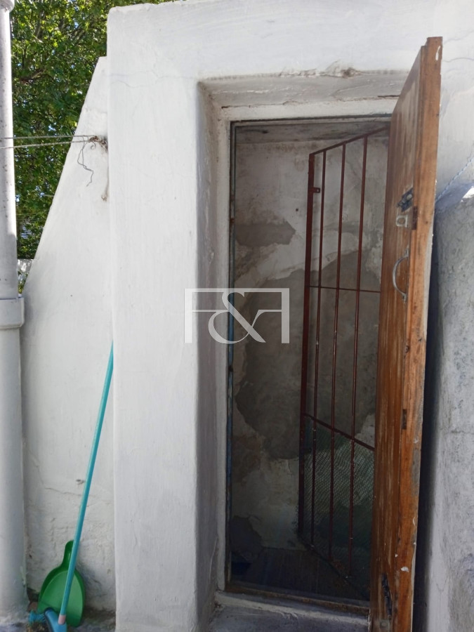 Casa ID.2264 - VENTA CASA 3 DORMITORIOS EN TRES CRUCES