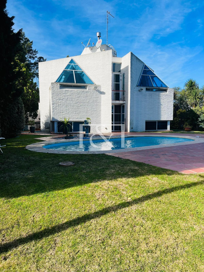 Casa ID.2744 - Venta casa en La Marina Santa Lucia