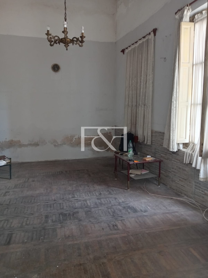 Casa ID.2639 - VENTA CASA DE UN DORMITORIO - PARRILLERO EN AGUADA