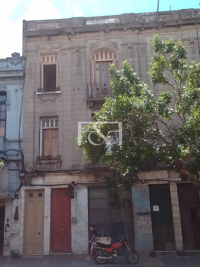 Casa ID.2118 - ¡EXCELENTE OPORTUNIDAD! VENTA CASA DE ALTOS EN LA AGUADA