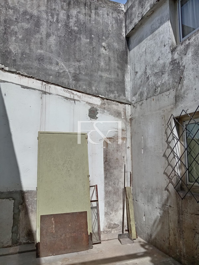 Casa ID.2639 - VENTA CASA DE UN DORMITORIO - PARRILLERO EN AGUADA