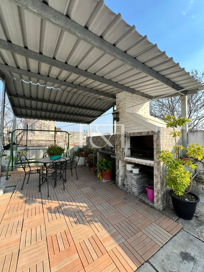 Casa ID.2352 - VENTA CASA 3 DORMITORIOS CON GARAGE Y BARBACOA EN AGUADA