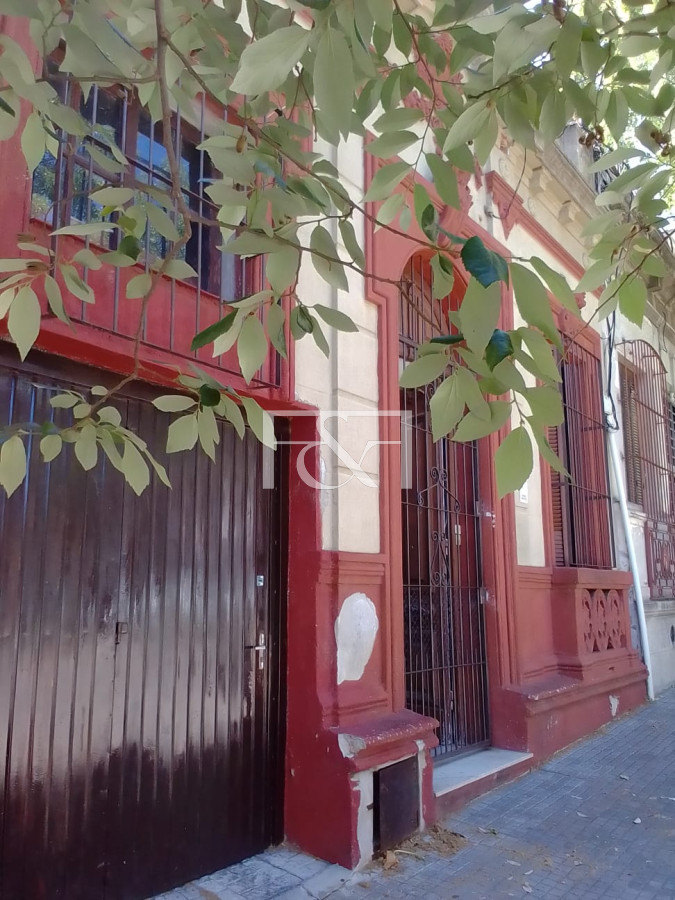 Casa ID.2352 - VENTA CASA 3 DORMITORIOS CON GARAGE Y BARBACOA EN AGUADA