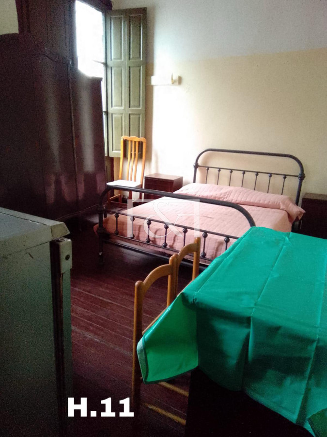 Casa ID.1336 - Venta Casa-Pensión 19 dormitorios. Ciudad Vieja. Oportunidad de Inversión