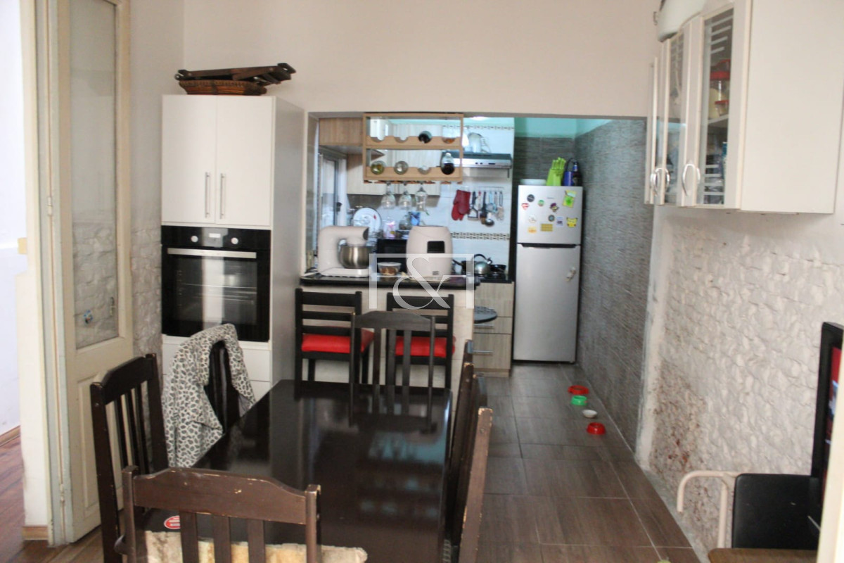 Casa ID.2352 - VENTA CASA 3 DORMITORIOS CON GARAGE Y BARBACOA EN AGUADA