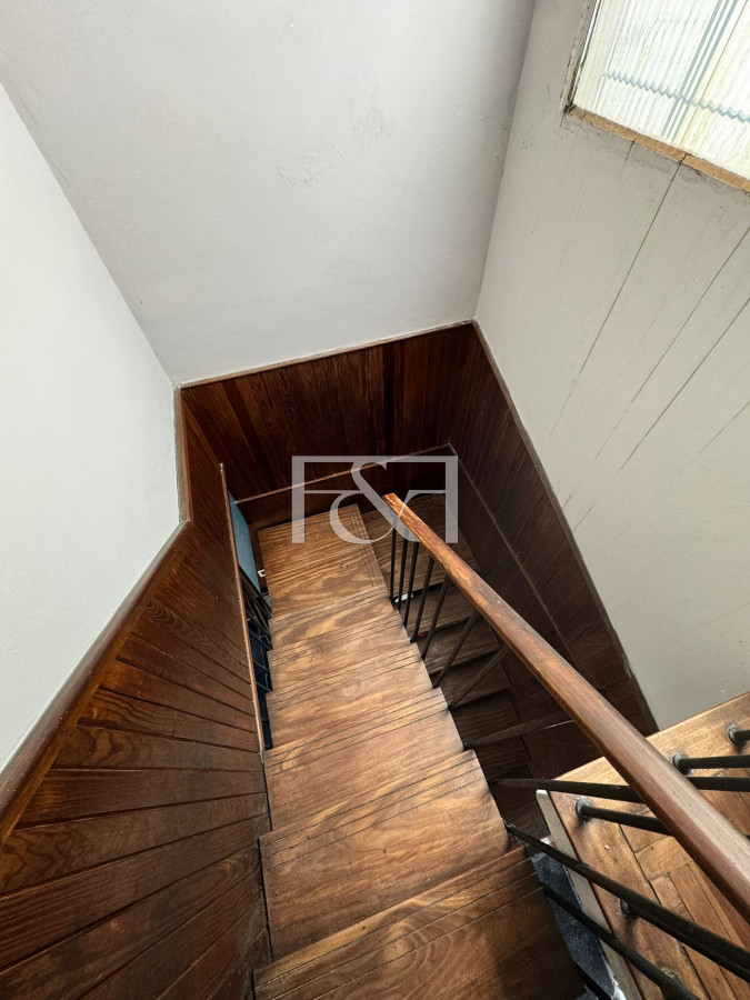 Casa ID.2848 - VENTA CASA 5 DORM. BARBACOA, JARDIN Y GARAGE EN BRAZO ORIENTAL