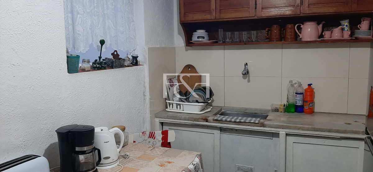 Casa ID.2264 - VENTA CASA 3 DORMITORIOS EN TRES CRUCES